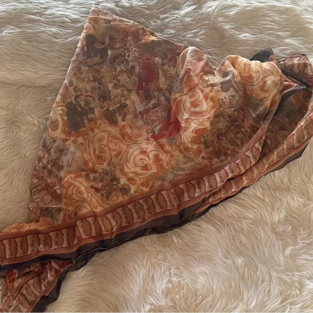Neutral printed scarf - Picture 6 of 6